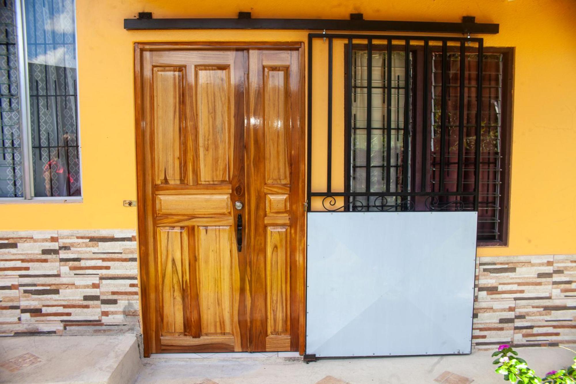 Apartamento Daly 3 Guapiles Luaran gambar